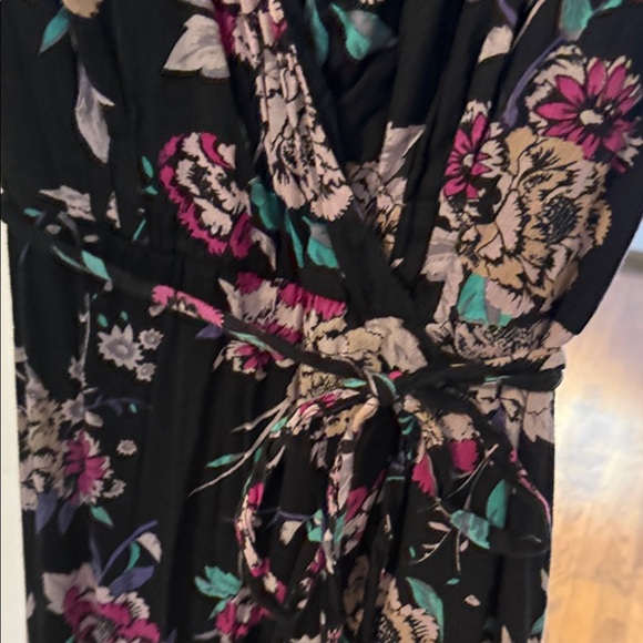 Patrons of Peace Black Floral Maxi Dress - Picture 4 of 8